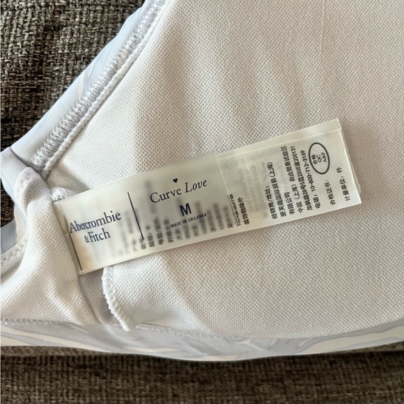 NWOT Abercrombie and Fitch Curve Love Marble Bikini Top - Picture 4 of 6